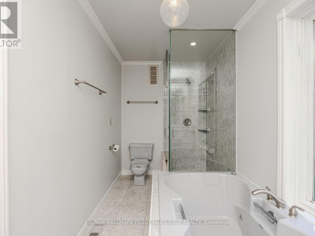 1564 HONEY HARBOUR ROAD, 