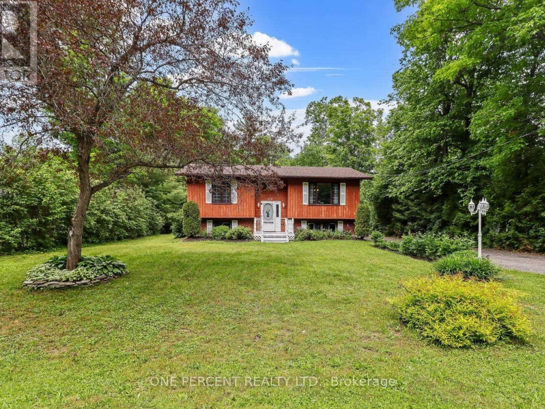 314 Riverside Drive, Pigeon Lake