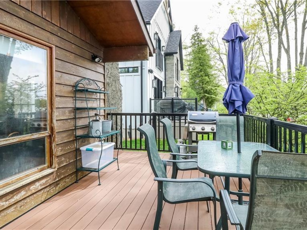 3822 Glenrest Drive Drive, Lake Simcoe