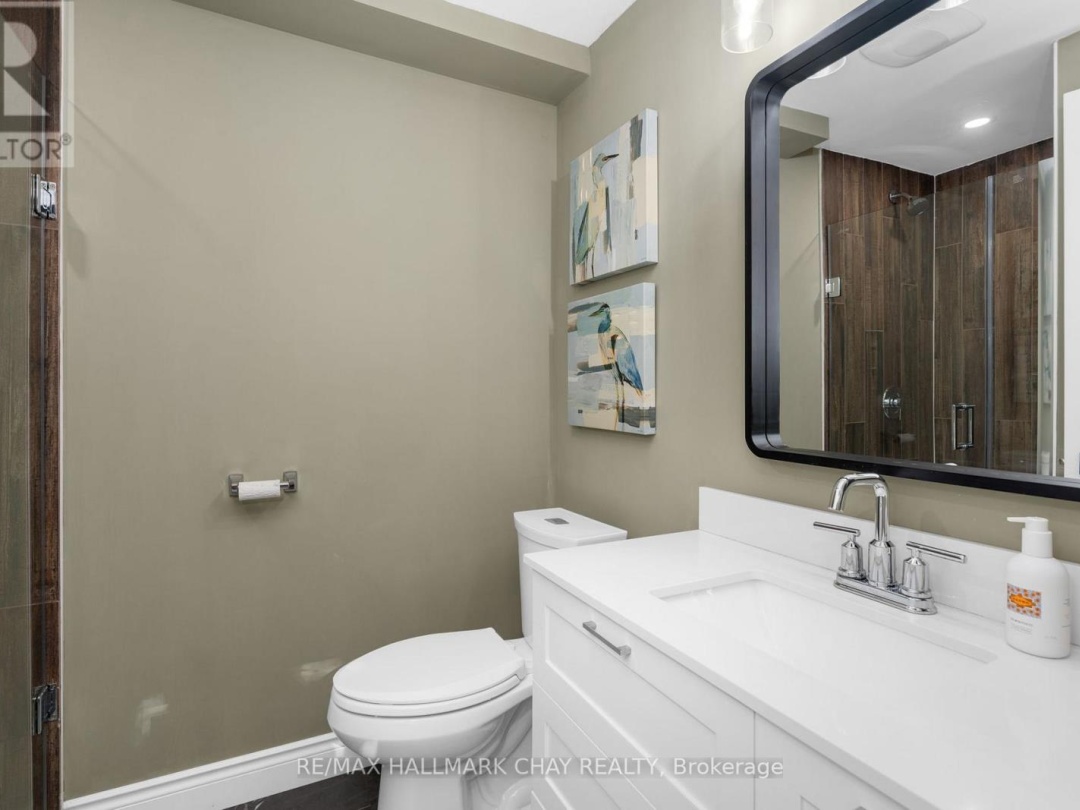 1 IROQUOIS RIDGE,