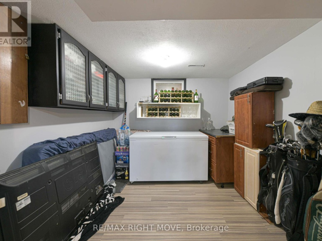 425 RAYMOND AVENUE, 
