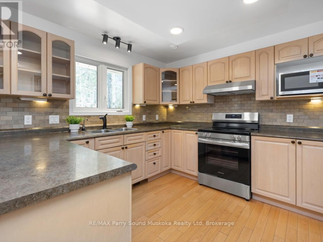 2B Brenda Avenue, Parry Sound