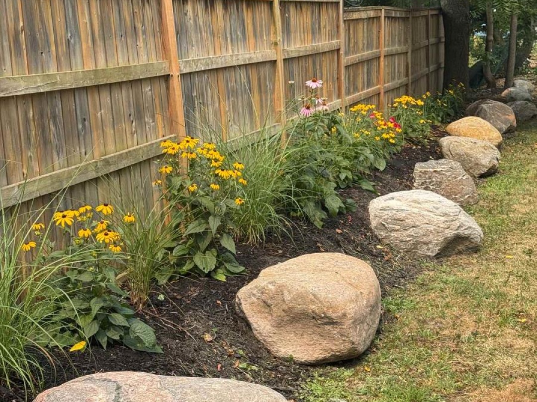 274 MISSISSAGA STREET W, 