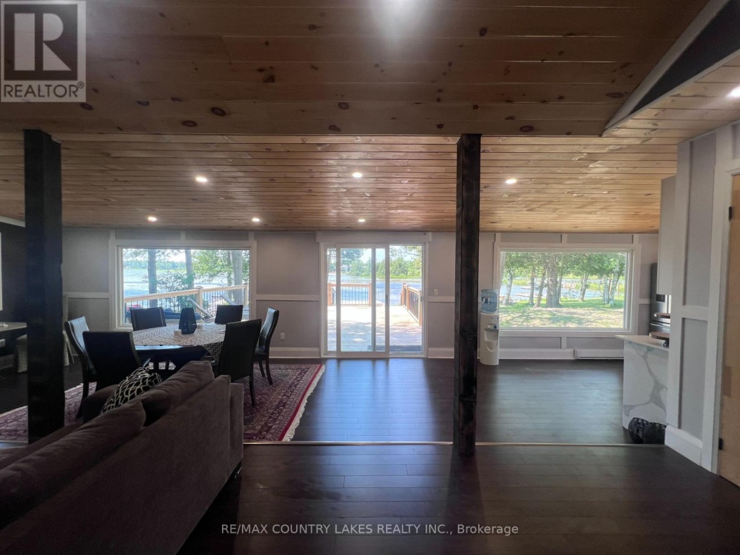 10 ROCKSIDE LANE, 