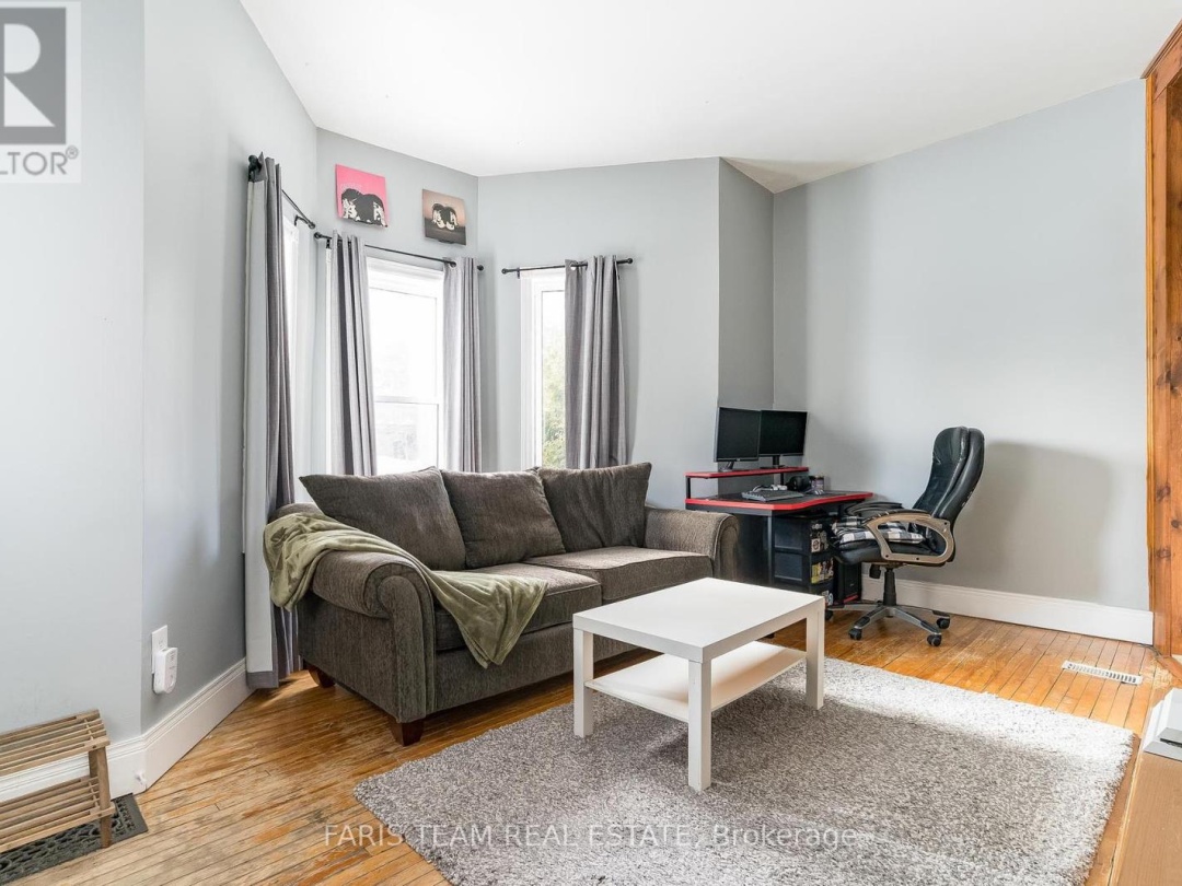 56 Barrie Road, Orillia