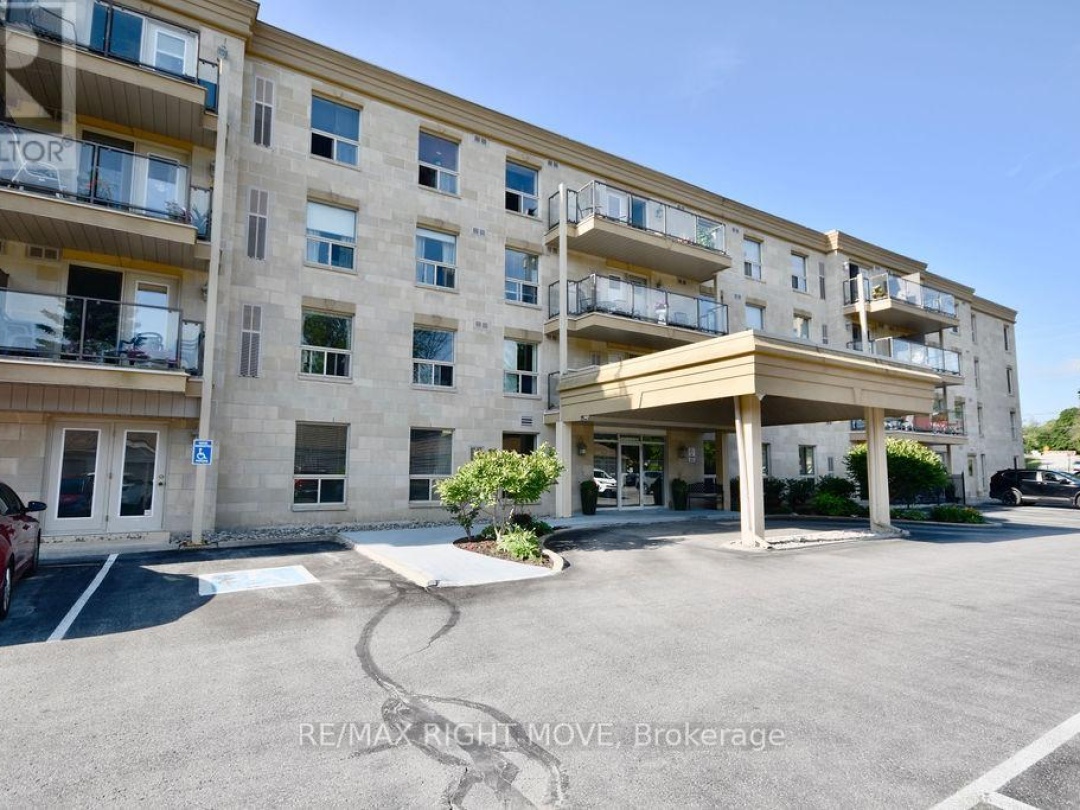 313 - 486 LACLIE STREET, Orillia