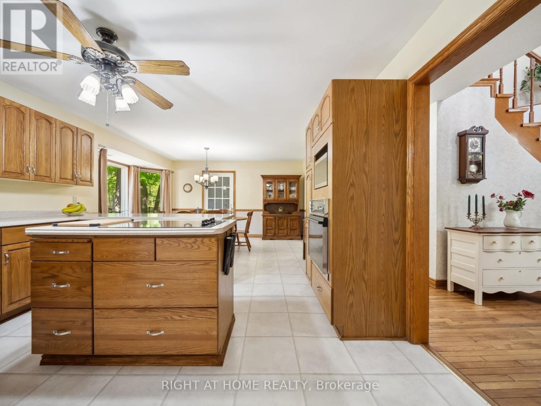 1857 KENSINGTON PLACE, 