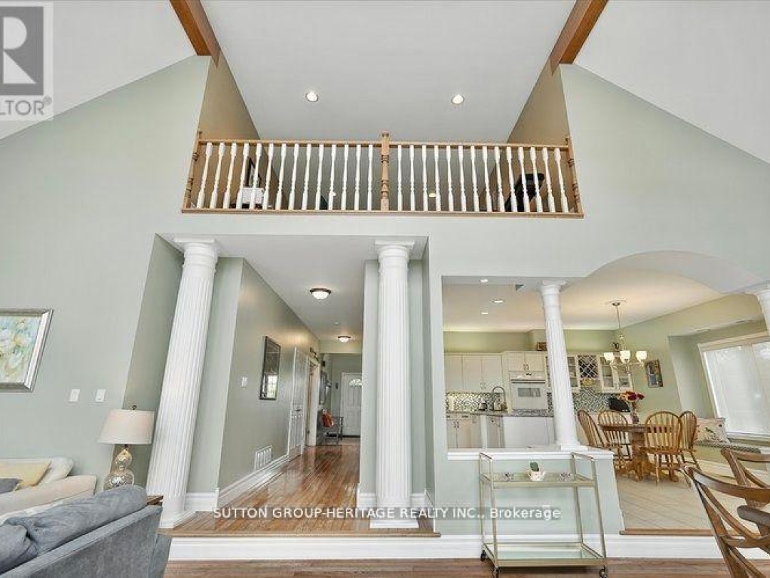 400 FRONT STREET W, Sturgeon Lake