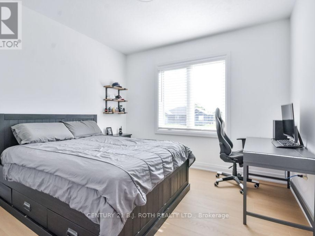 51 CHESLOCK CRESCENT, 
