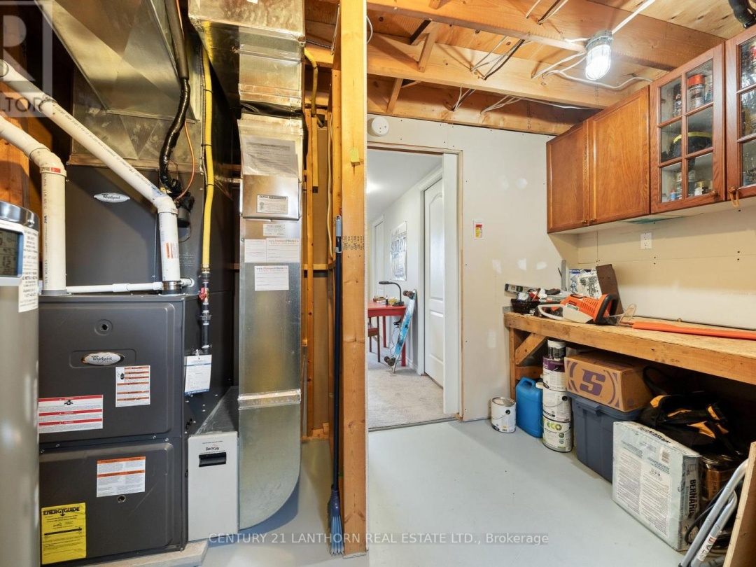 456 OLD SURREY LANE, Pigeon Lake