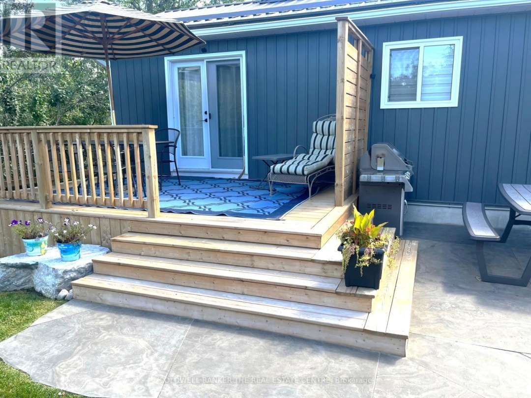 55 PRINCE STREET W, 