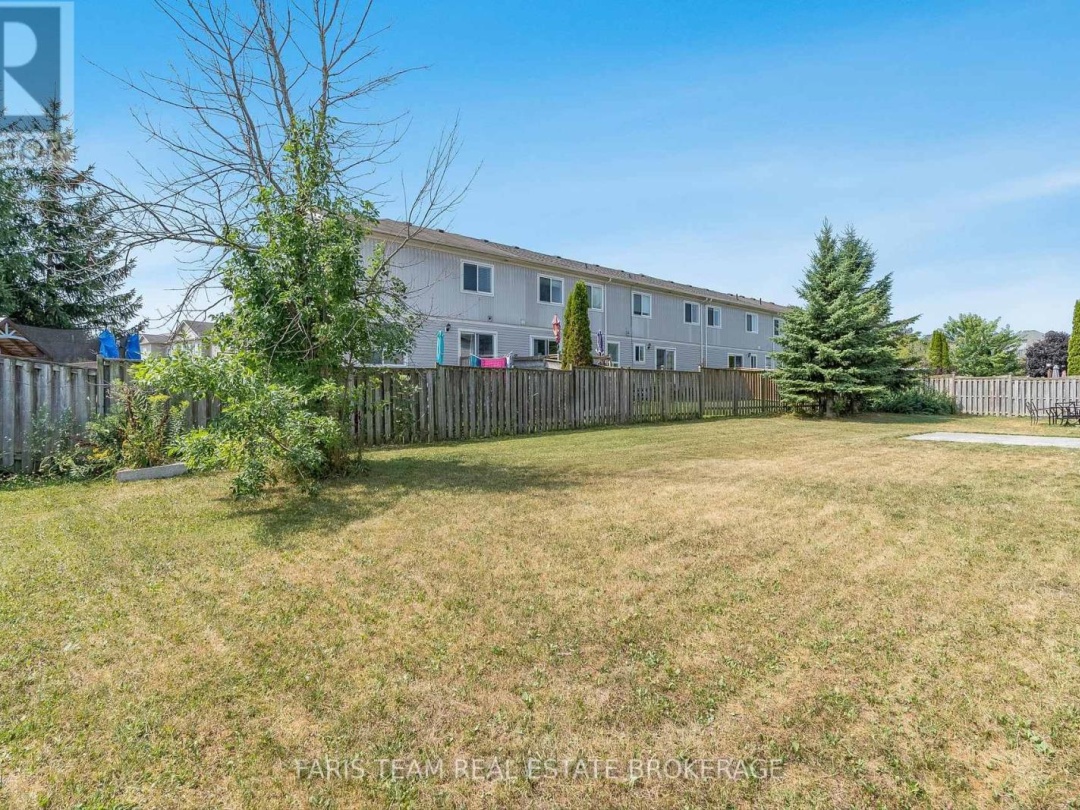 2 VANESSA DRIVE, 