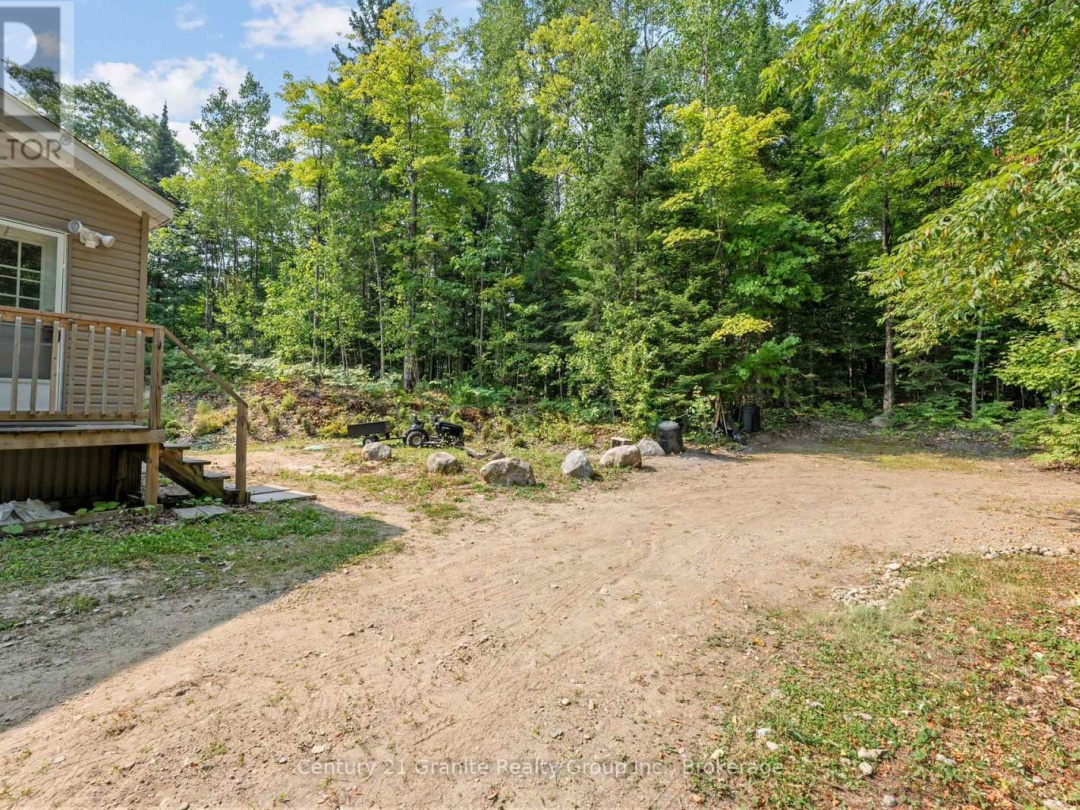 2275 KENNISIS LAKE ROAD, 