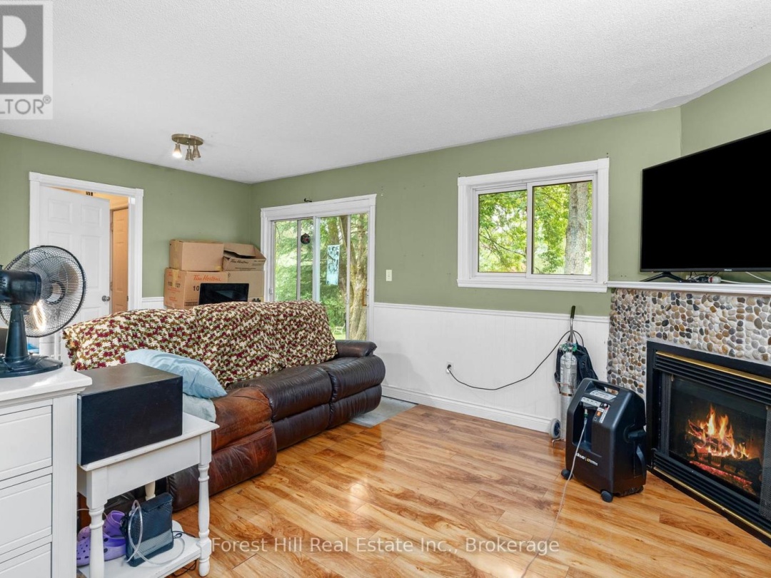 12 CRESTVIEW DRIVE, 