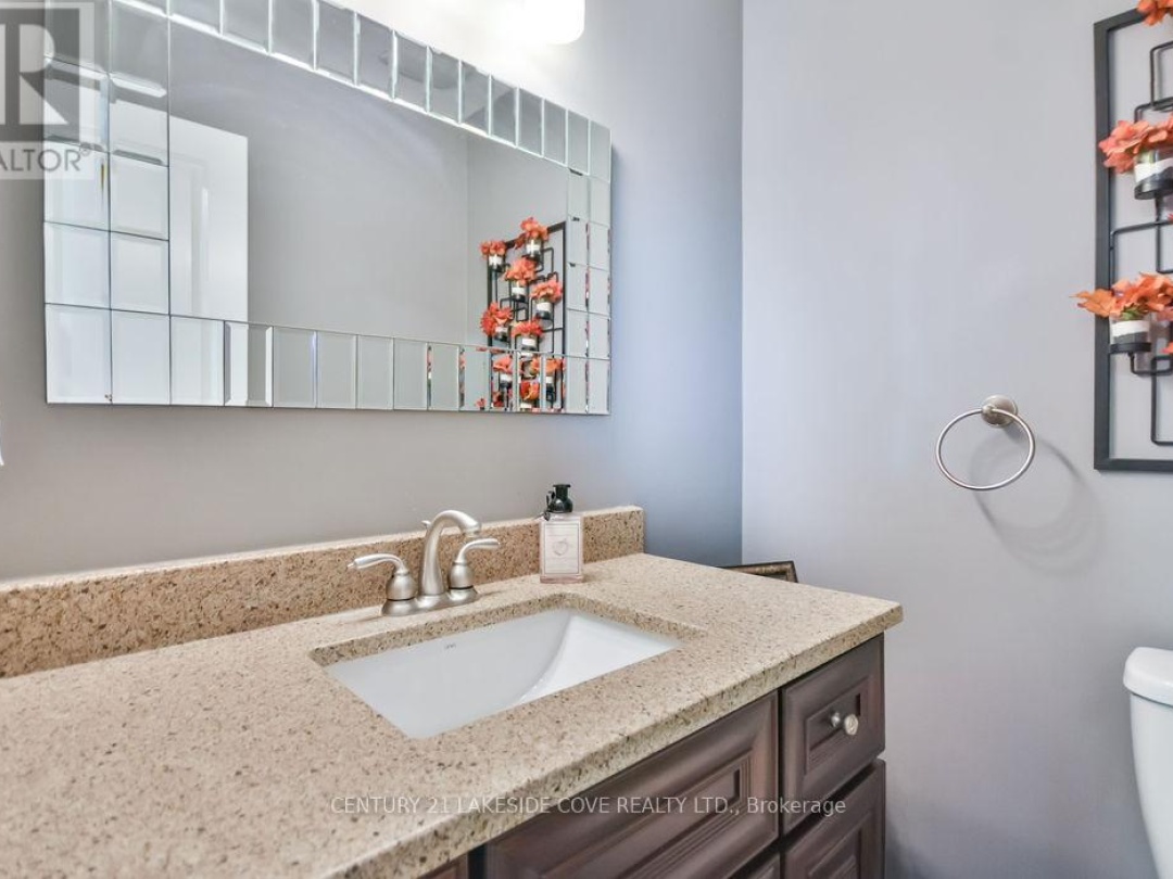 UNIT #7 - 70 LAGUNA PARKWAY, 