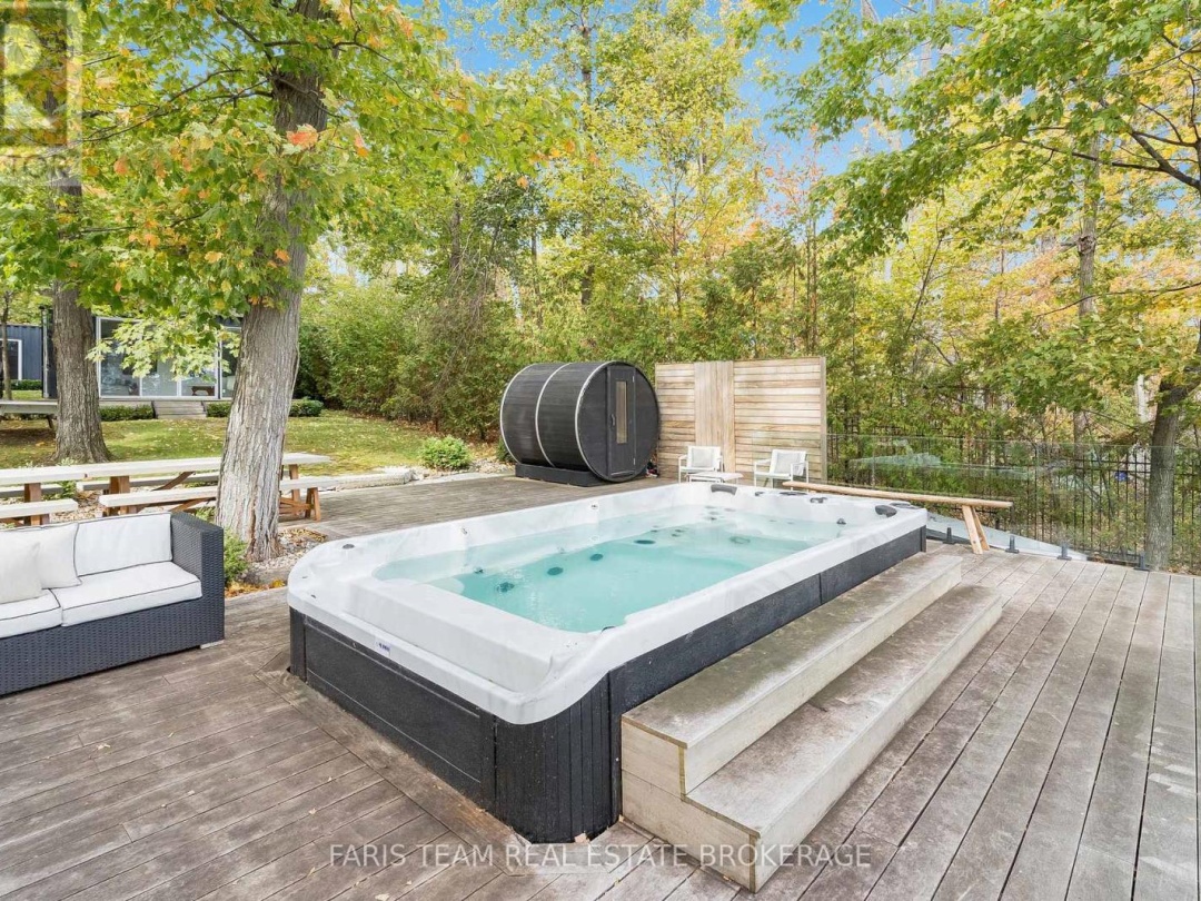 45 IVY LANE, 