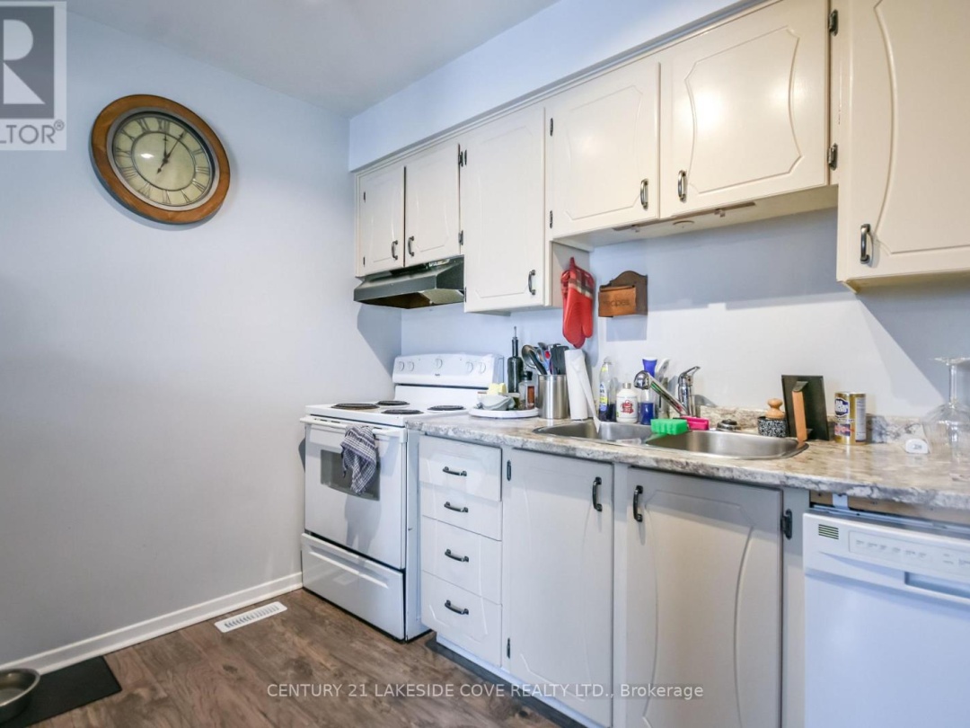 18 - 67 FITTONS ROAD E, Orillia