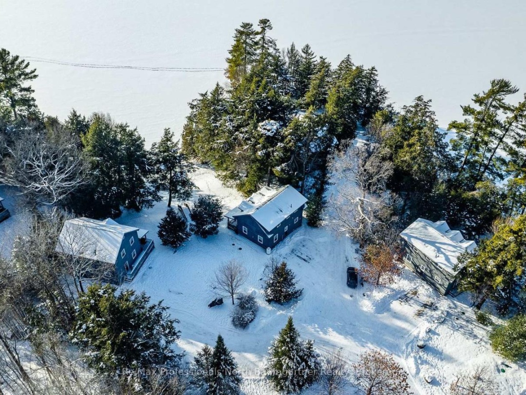 D 1033 Carnegie Lane, Kashagawigamog Lake