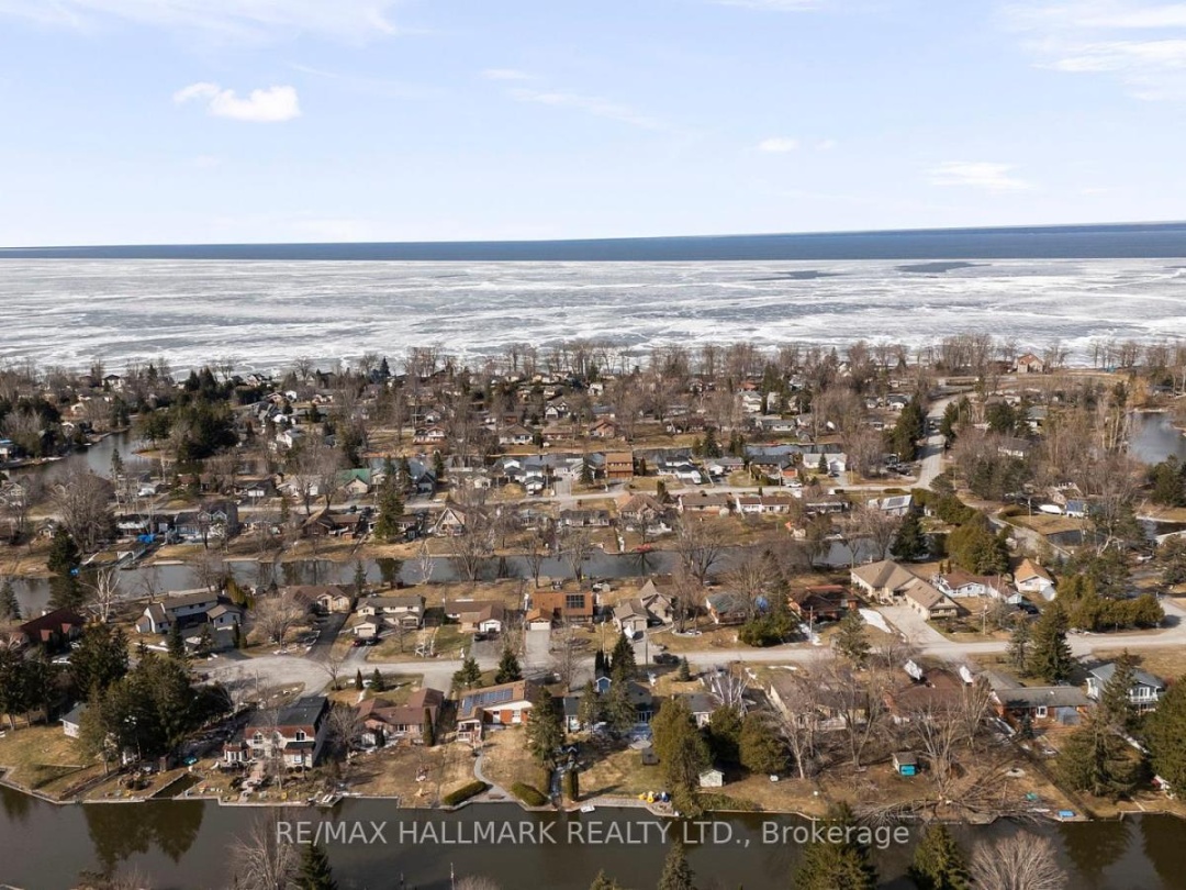 13 Pinetree Court, Simcoe Lake