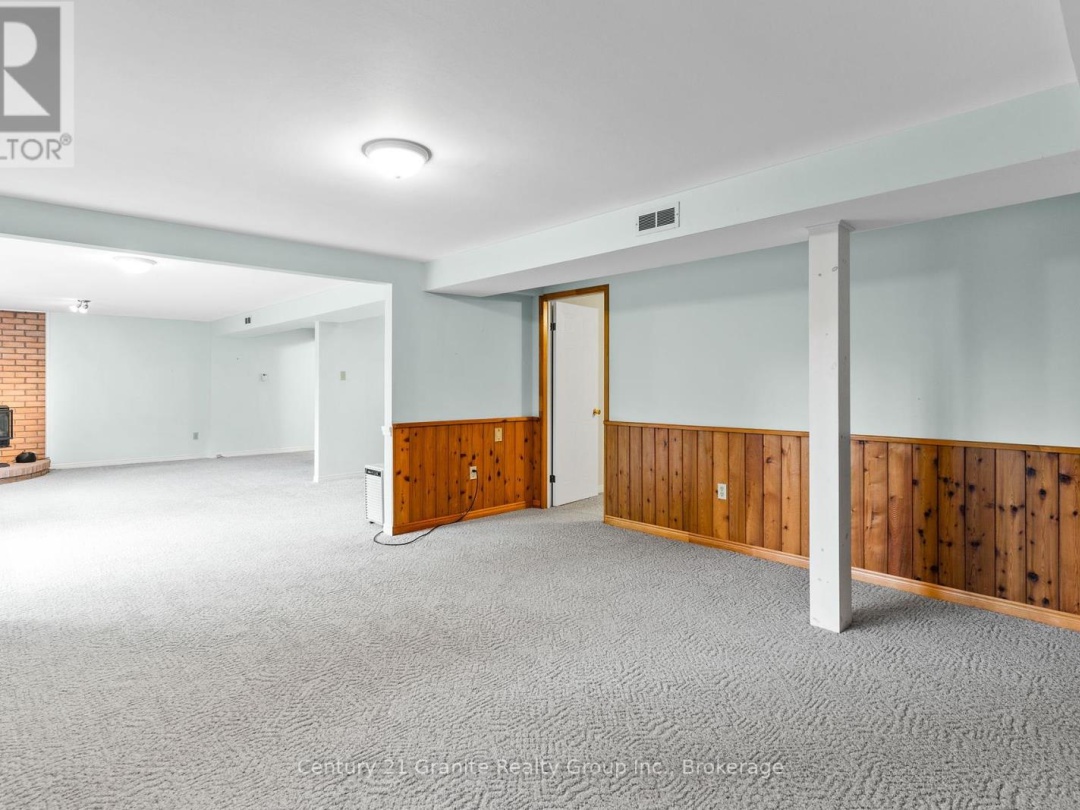 34 CEDARTREE LANE, 