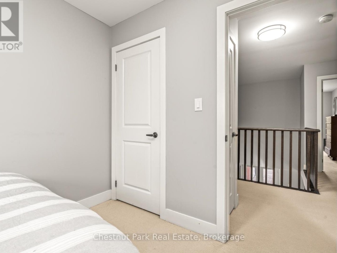 65 ROCKMOUNT CRESCENT, 
