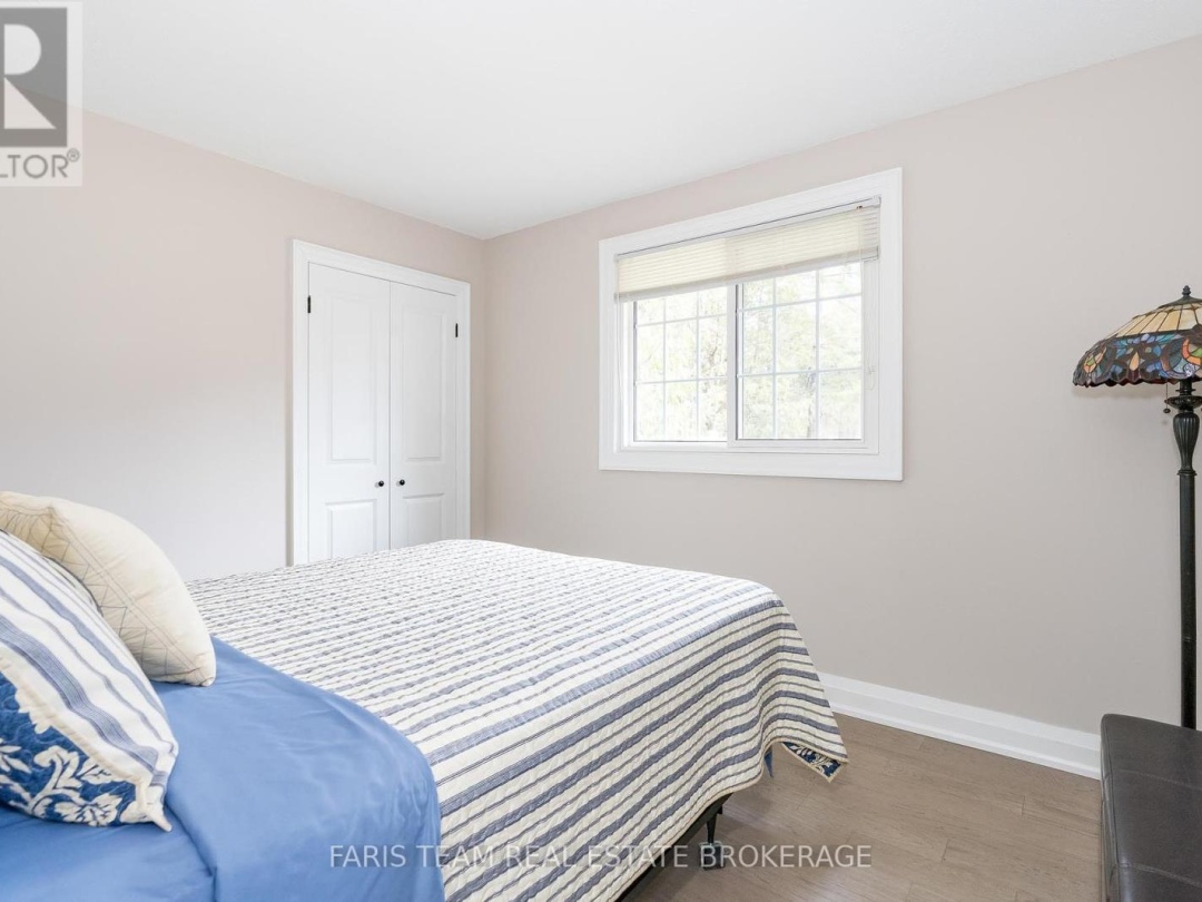 7817 OAKRIDGE DRIVE, 