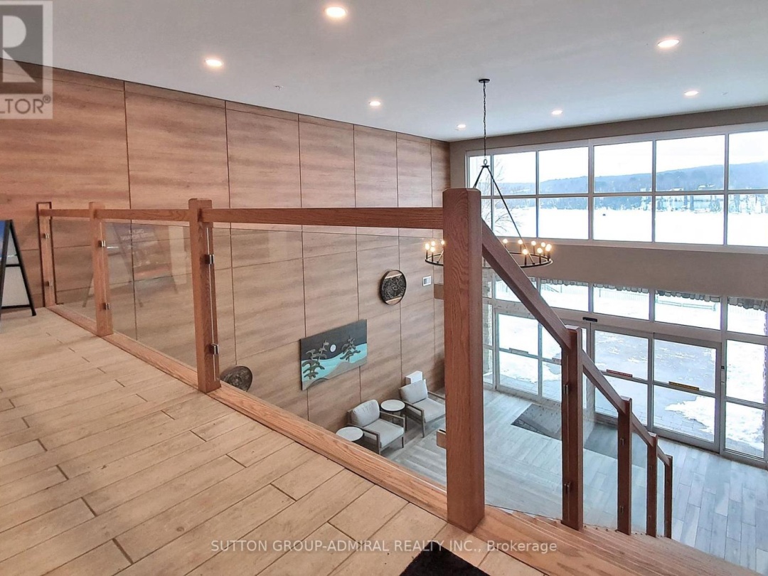 425 - 25 PEN LAKE POINT ROAD, 