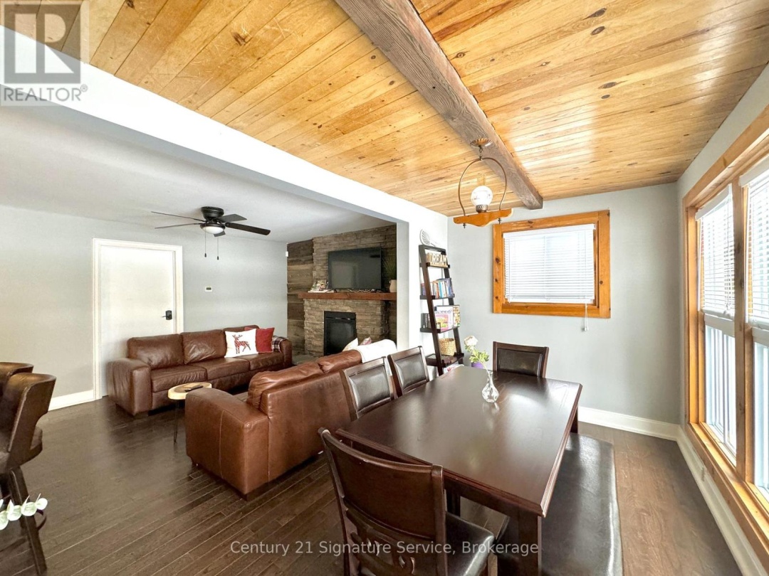 127 Maskinonge Road, Georgian Bay
