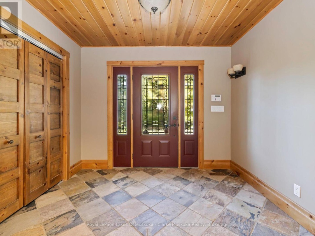 1064 ROAD 3200 & 0 PARKERS POINT ROAD, Lake Muskoka