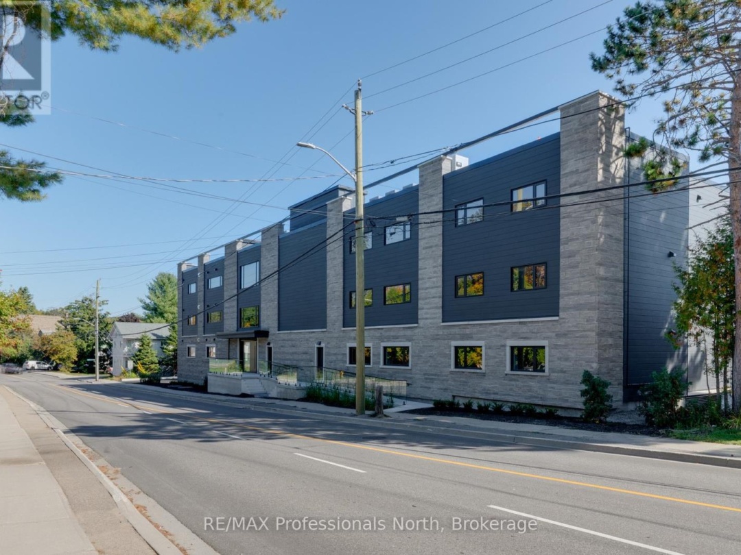 201 - 32 BRUNEL ROAD, Muskoka River