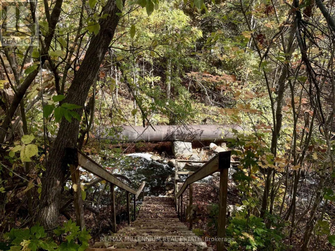 3741 CEDAR RAPIDS DRIVE S, 