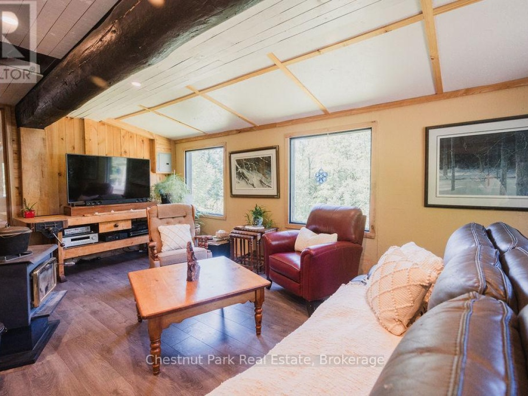 1150 CARLSMOUNT ROAD, 