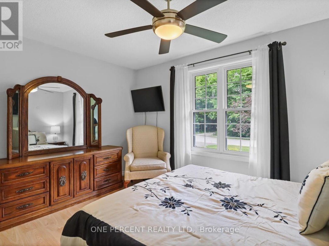 314 Riverside Drive, Pigeon Lake