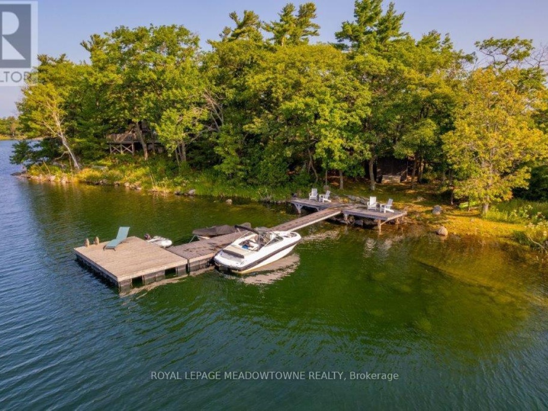 460 Island, Georgian Bay