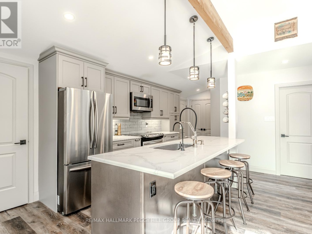 1710 Sandhill Road, Tay