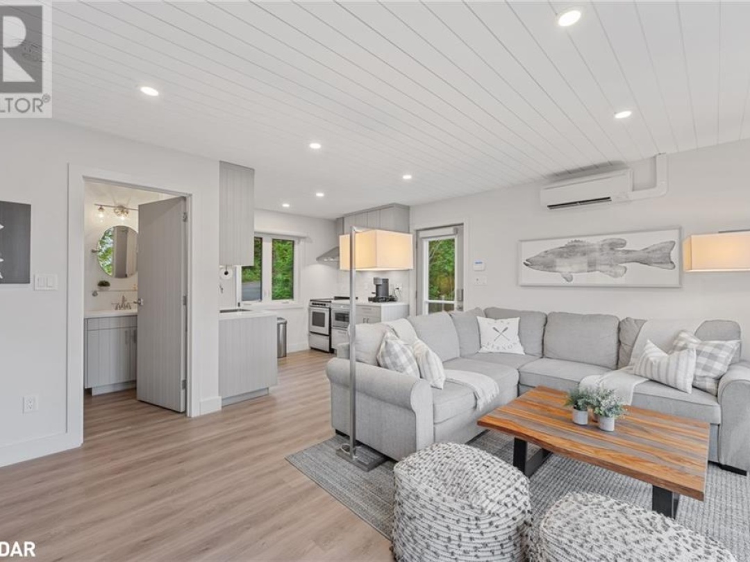 124 Claren Crescent Crescent, Lake Vernon
