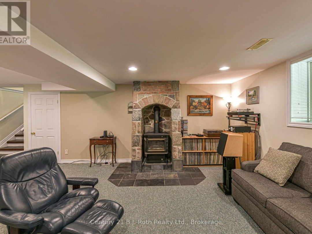 2289 SOUTHWOOD ROAD, 