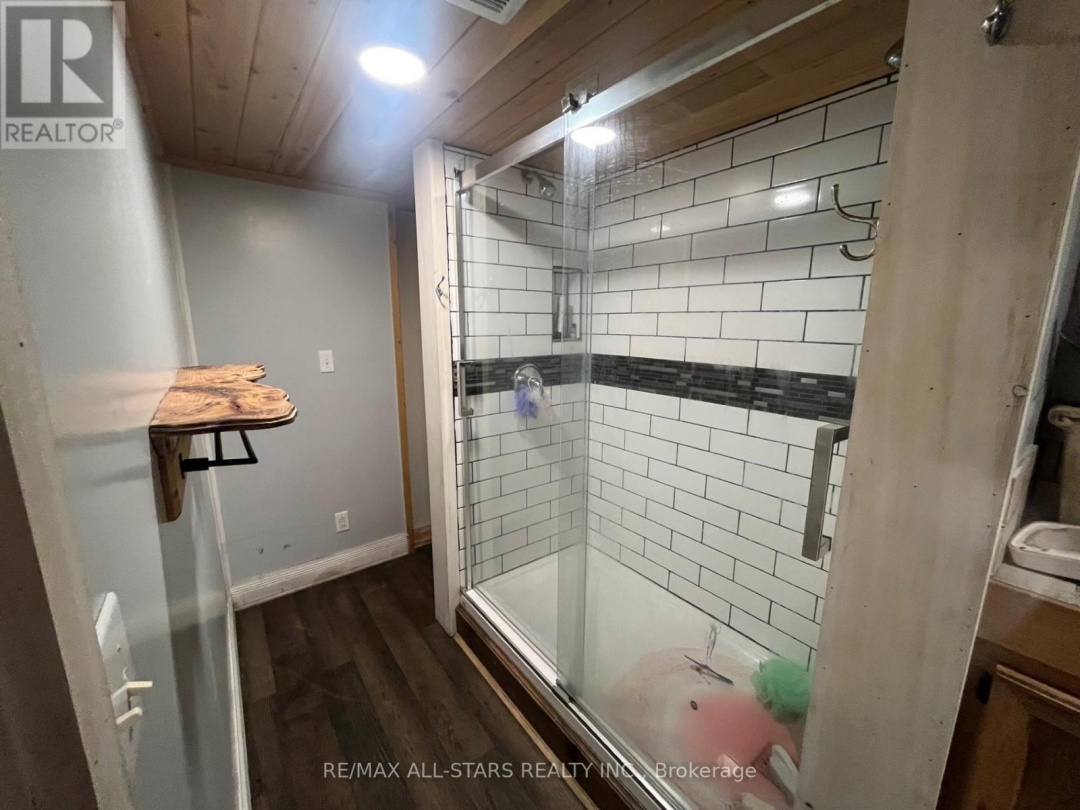 211 BURNT RIVER ROAD,