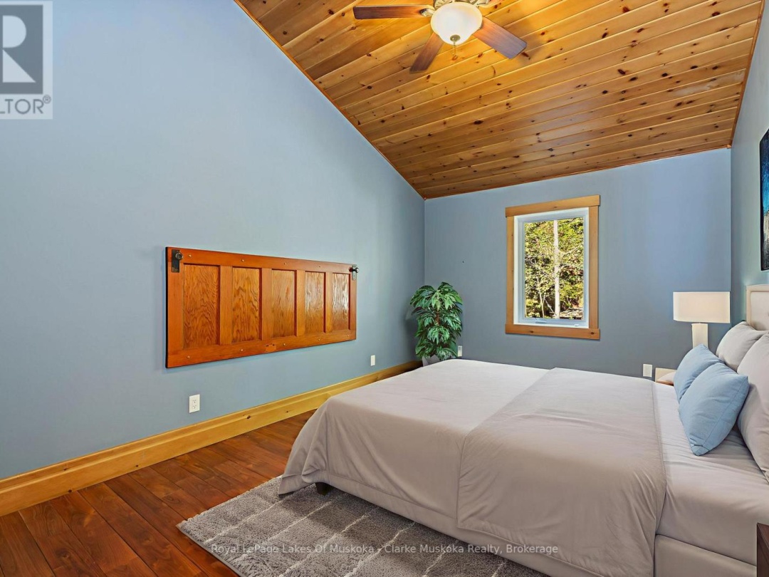 1064 ROAD 3200 & 0 PARKERS POINT ROAD, Lake Muskoka