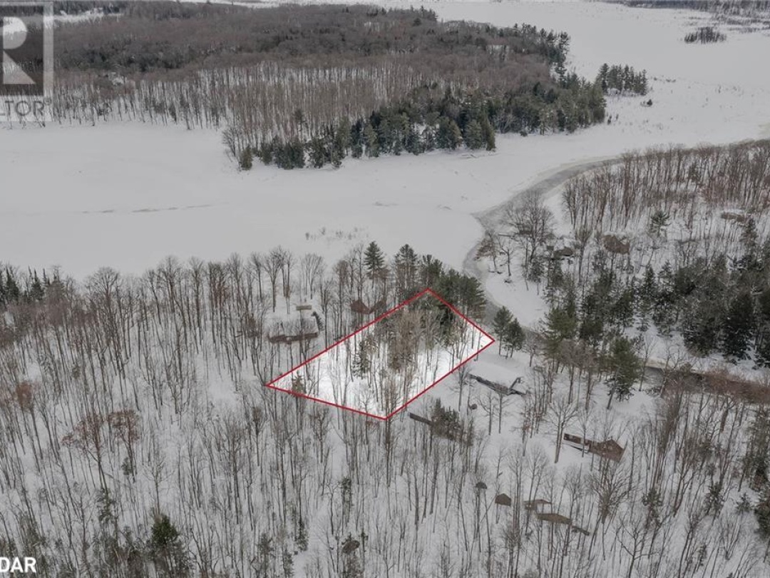 1474 Otter Point Road, Maclean Lake