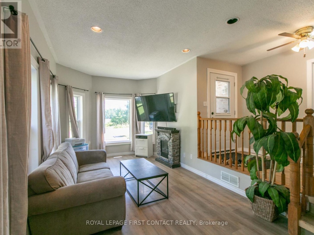 3905 LONGFORD MILLS ROAD, 
