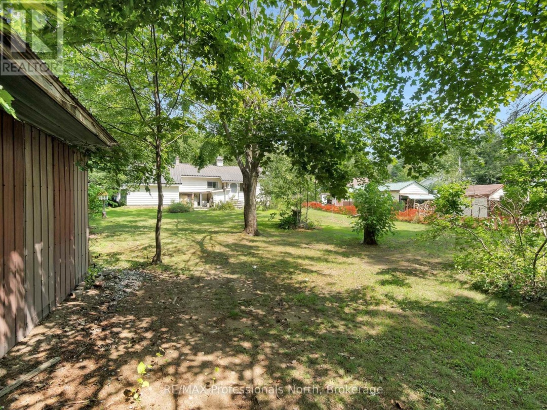 1716 GRAVENHURST PARKWAY, 