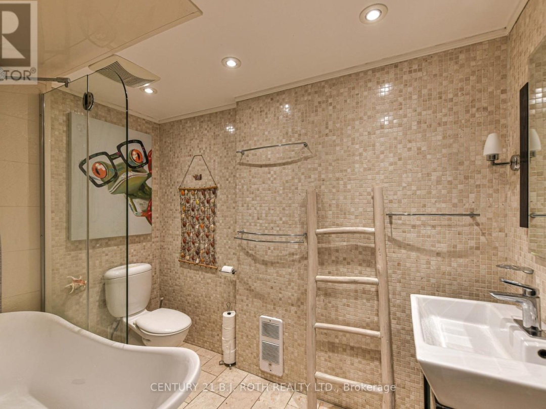 15 - 40 VICTORIA CRESCENT, 