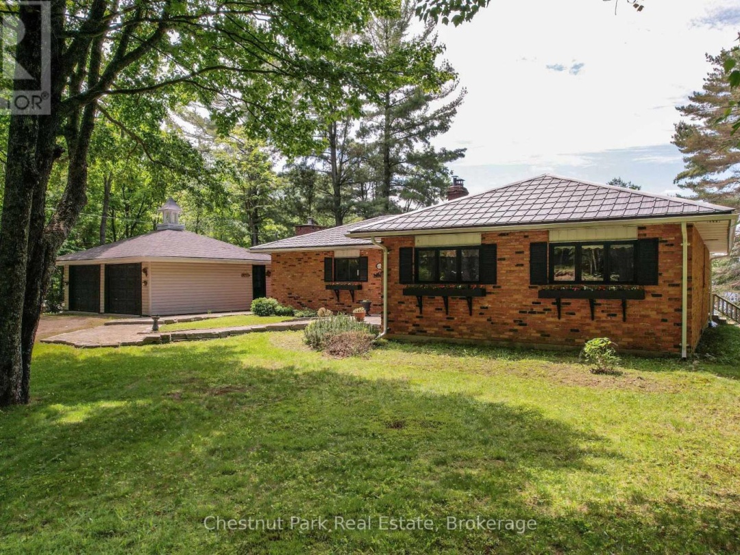 652 North Waseosa Lake Road, Waseosa Lake