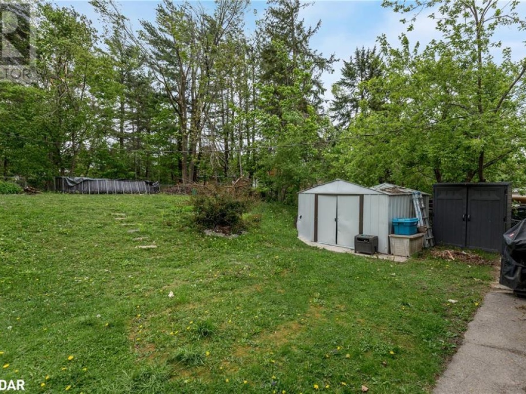48 Brant Street W, Orillia
