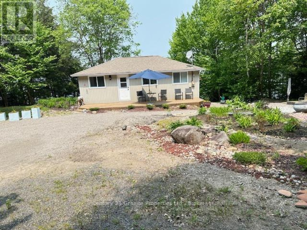 4 TURTLE LANE, 