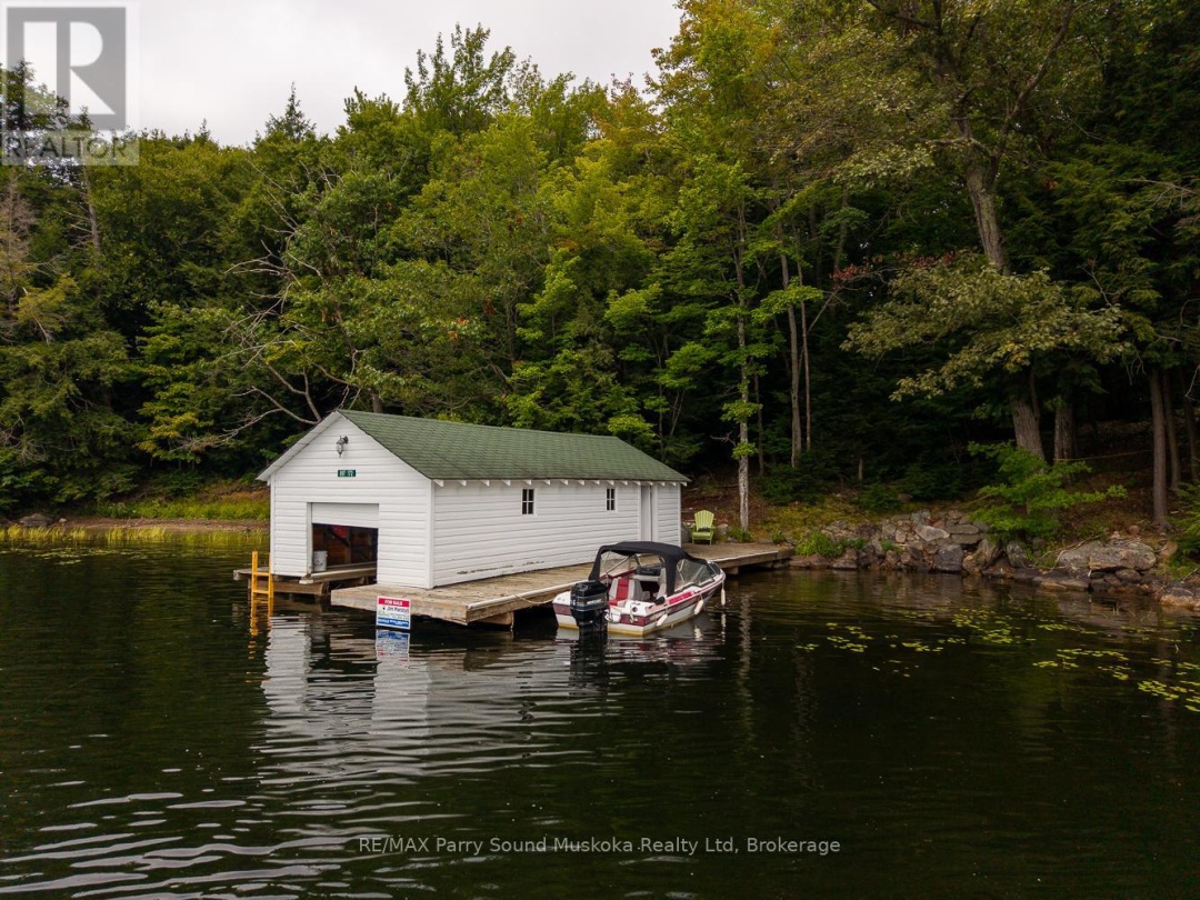 897 172 WA HORSESHOE LAKE, 