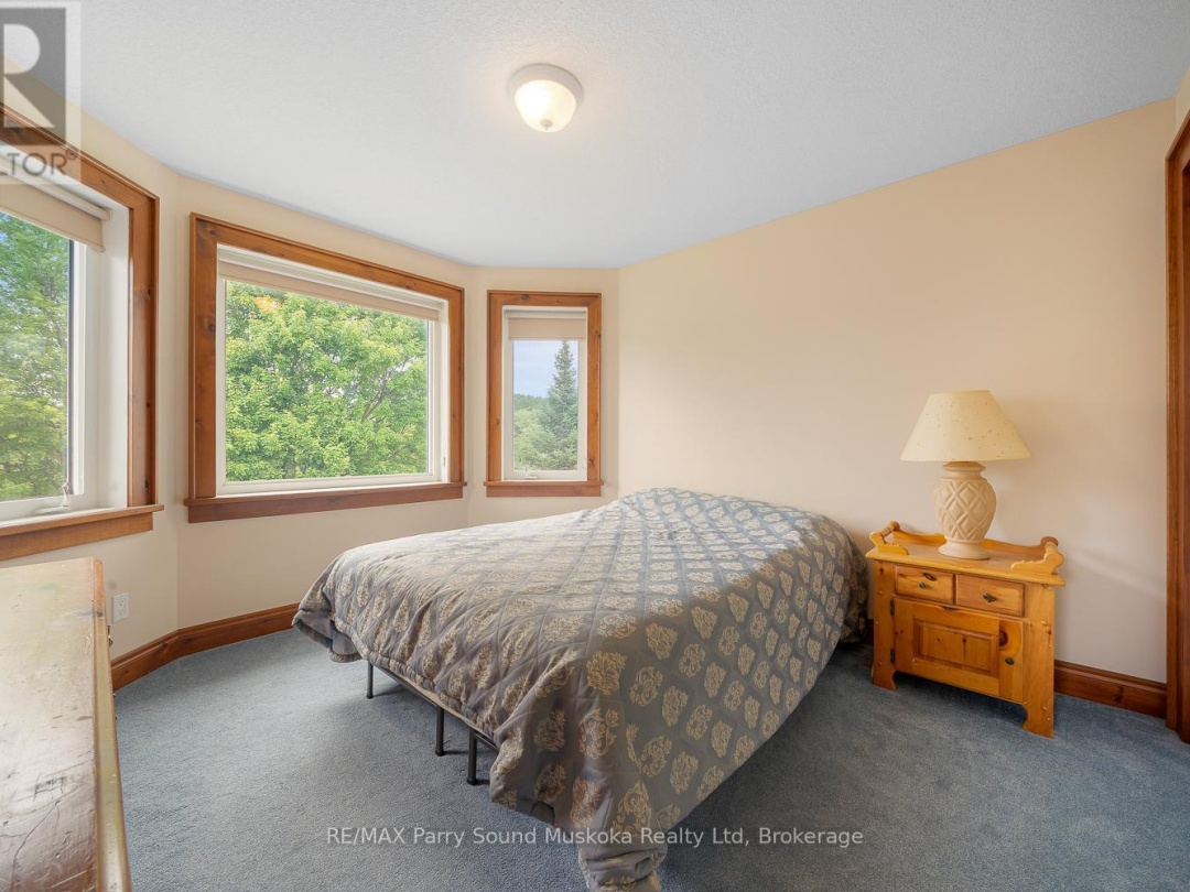 25 COLE POINT TRAIL, Manitouwabing Lake