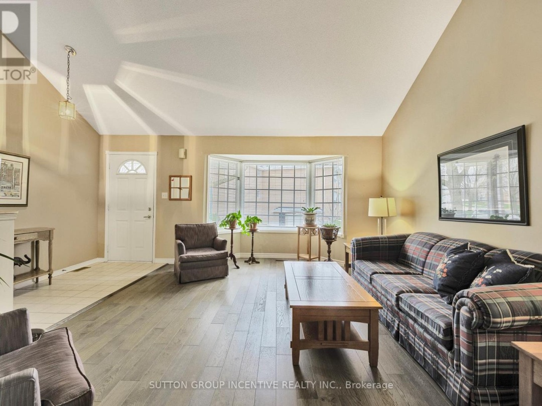403 - 40 MUSEUM DRIVE, 