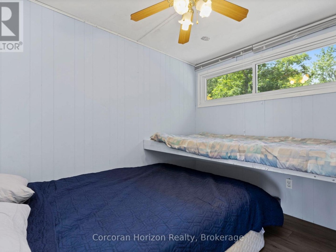68 Wolverine Beach Rd, Georgian Bay